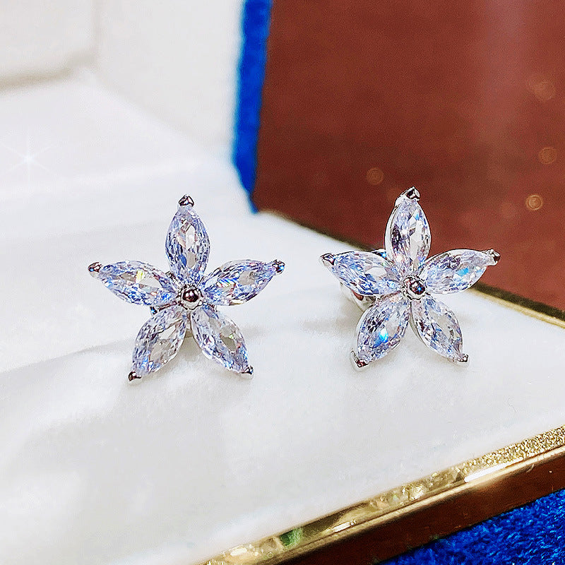 Women's Shi Korean Style Colorful Star Ear Sweet Earrings