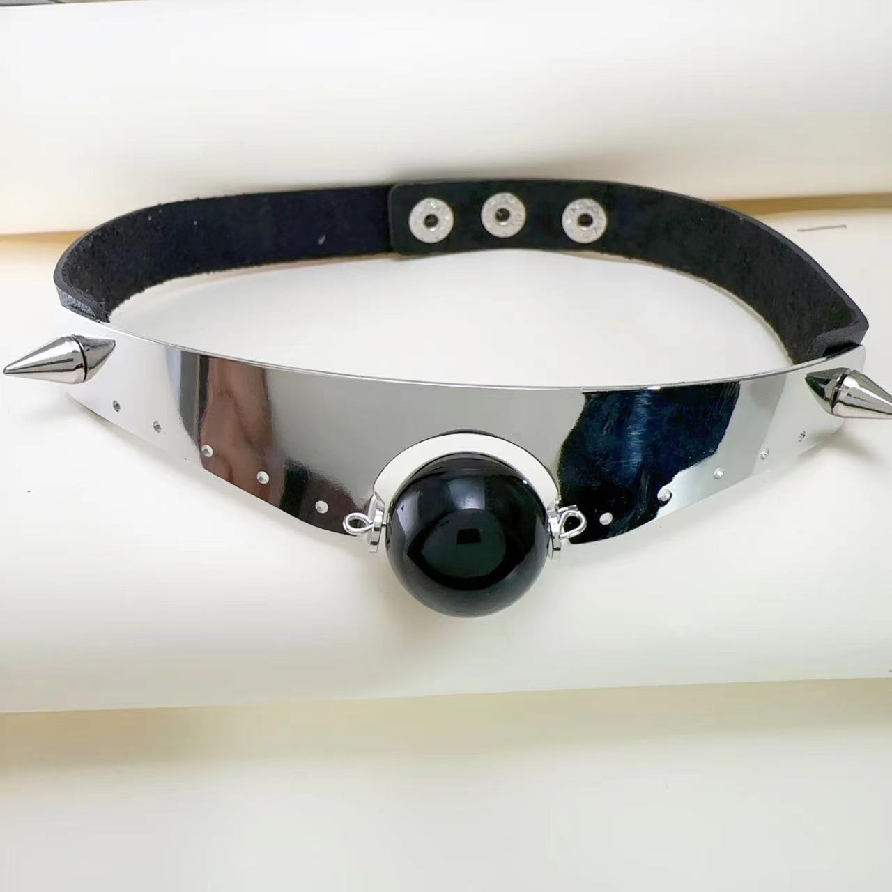 Colliers à rivets en cuir Punk obsidienne pour femmes, série