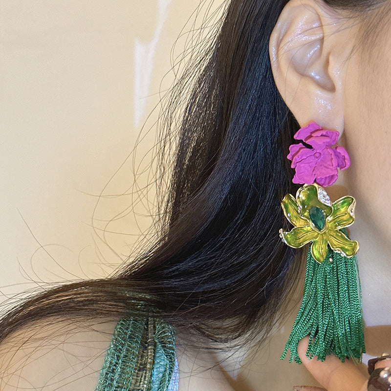 Übertriebene lange Quasten-Brautohrringe im chinesischen Stil mit Blumen-Retro-Motiv