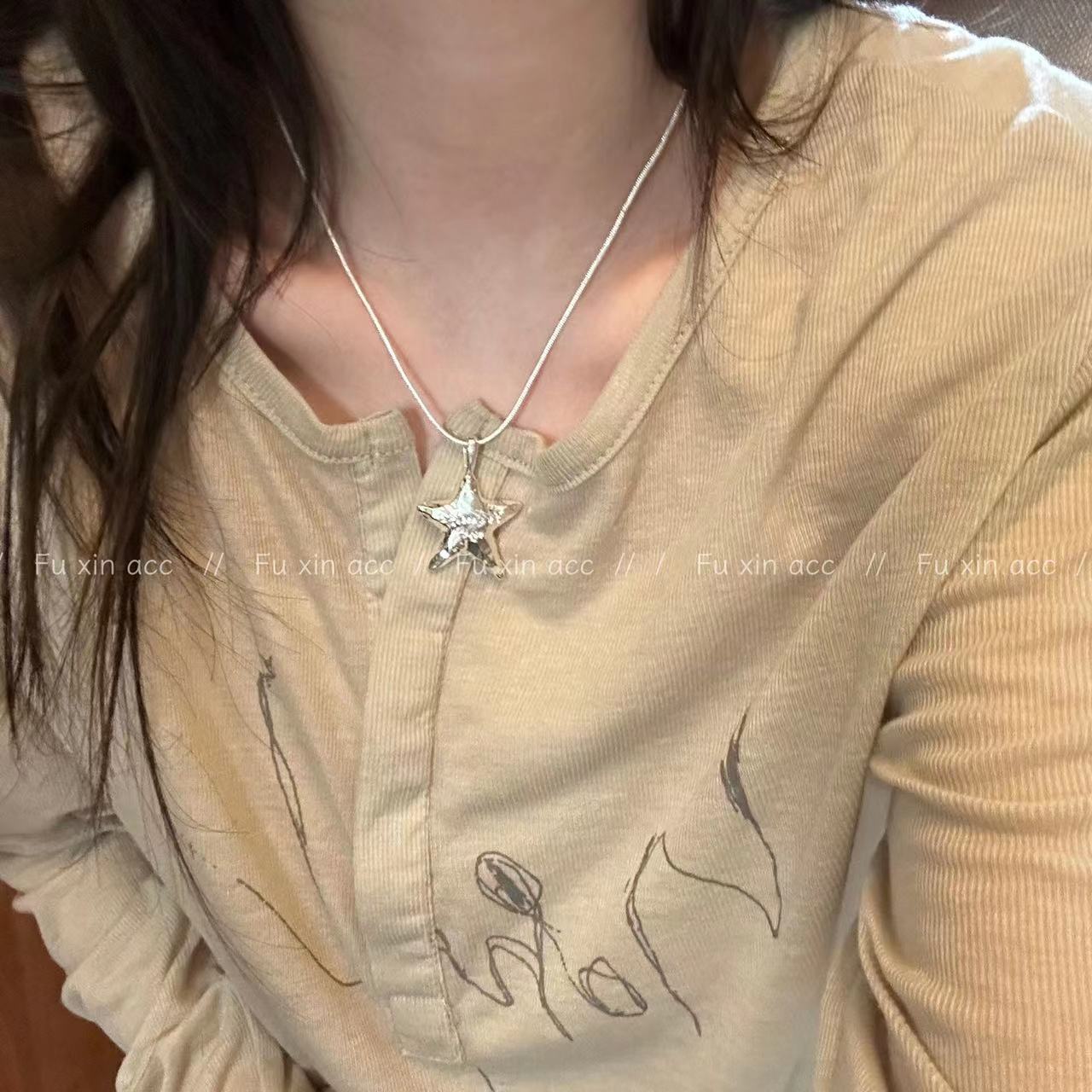 Pattern Metal Female With Hearts Freshwater Pearl Necklaces