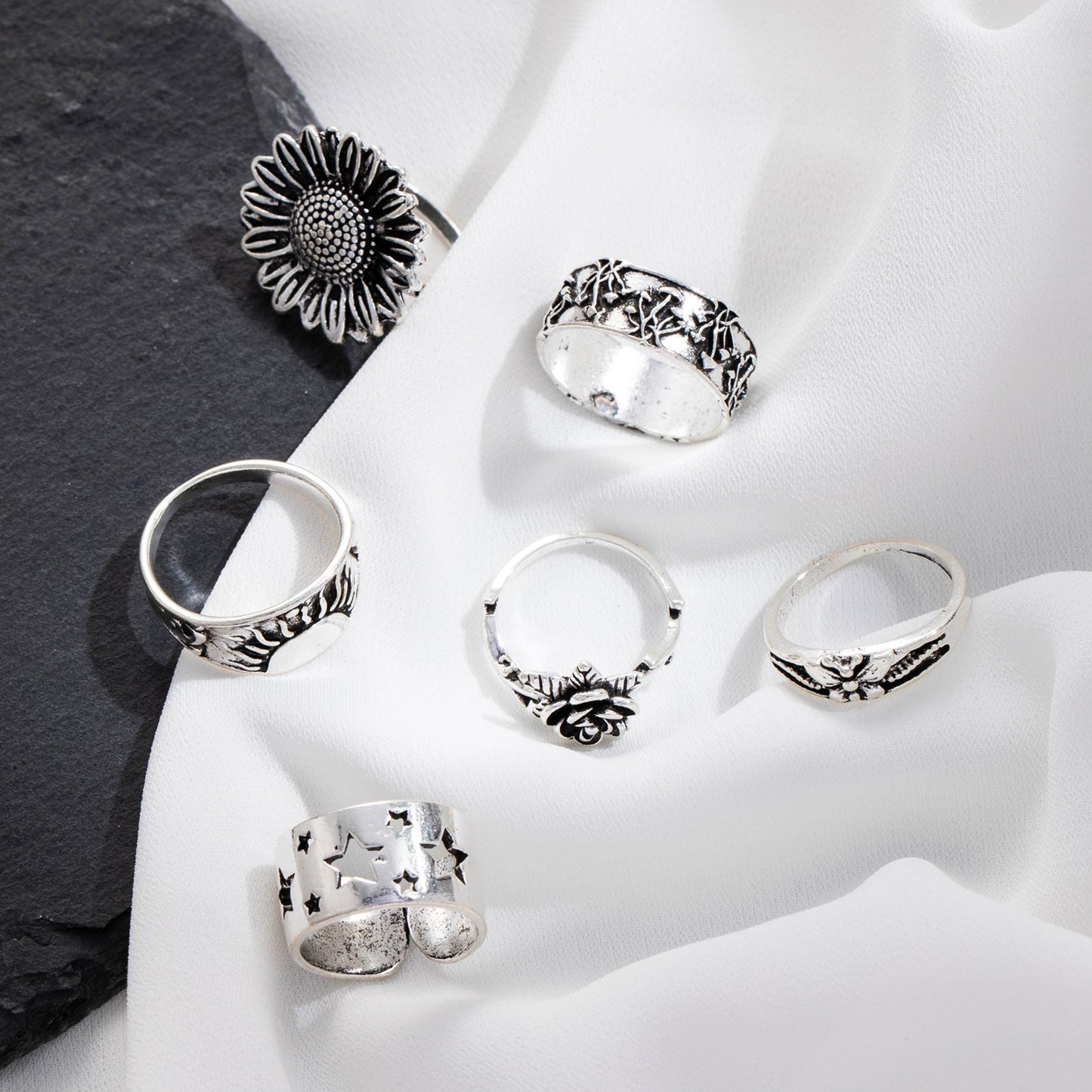 Attractive Bohemian Vintage Fashion Sunflower Suit Rings