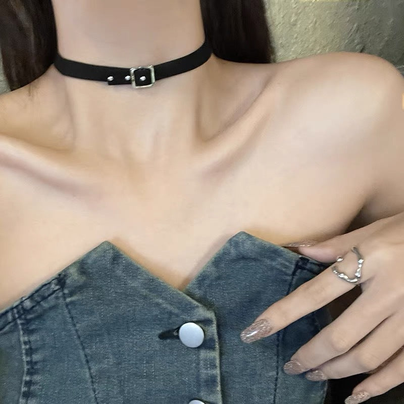 Women's Leather Rope Collar Design High-grade Clavicle Necklaces