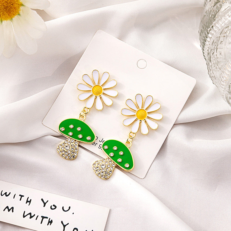 Women's White Small Daisy Sweet Creative Personality Mushroom Fashion Earrings