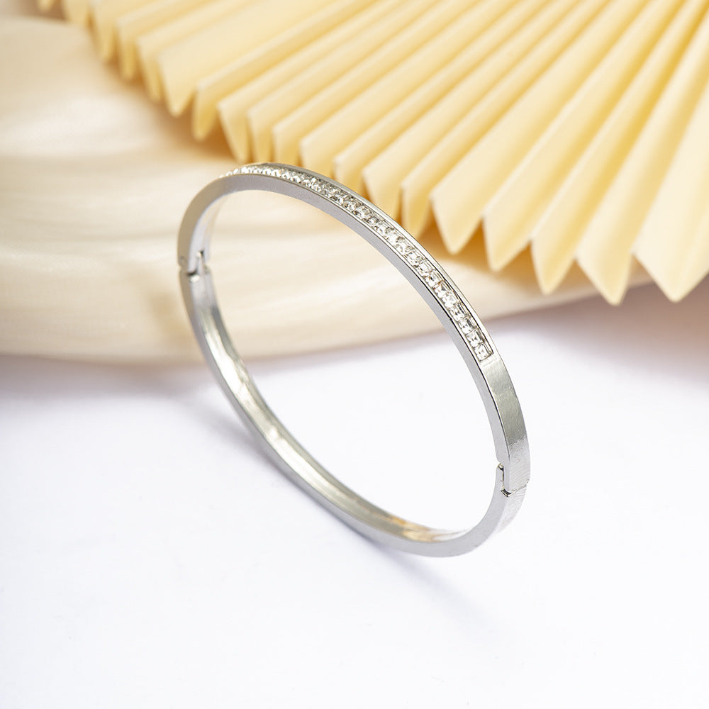 Classy Slouchy Women's Square Diamond For Jewelry Accessories