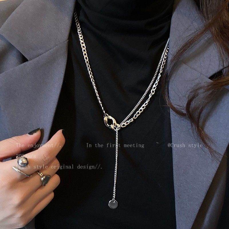 Chaîne de couture pour femmes, colliers de niche au Design avancé