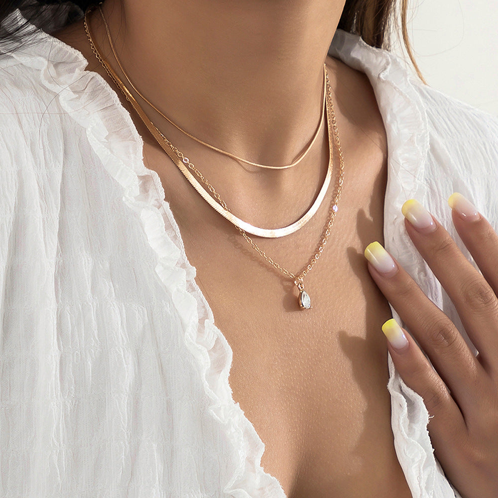 Colliers doux de chaîne de clavicule de tempérament de strass jumeau de Style froid
