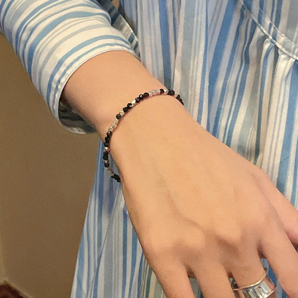 Petits morceaux de colliers en argent de haute qualité avec coutures en cristal