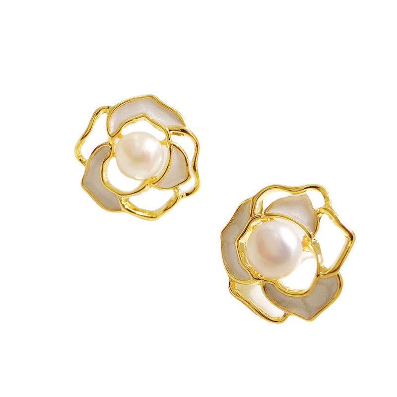 Women's Classic Camellia Pearl Sterling Sier Mother Shell Retro Simple Earrings