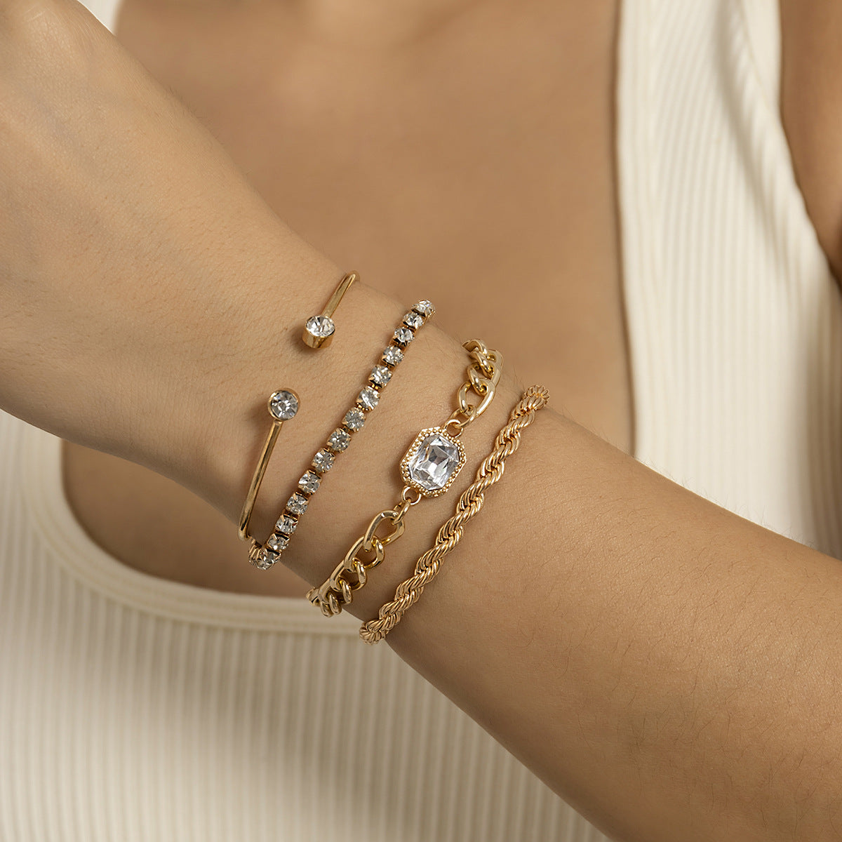 Women's Hip Hop Full Diamond Twist Chain Suit Bracelets
