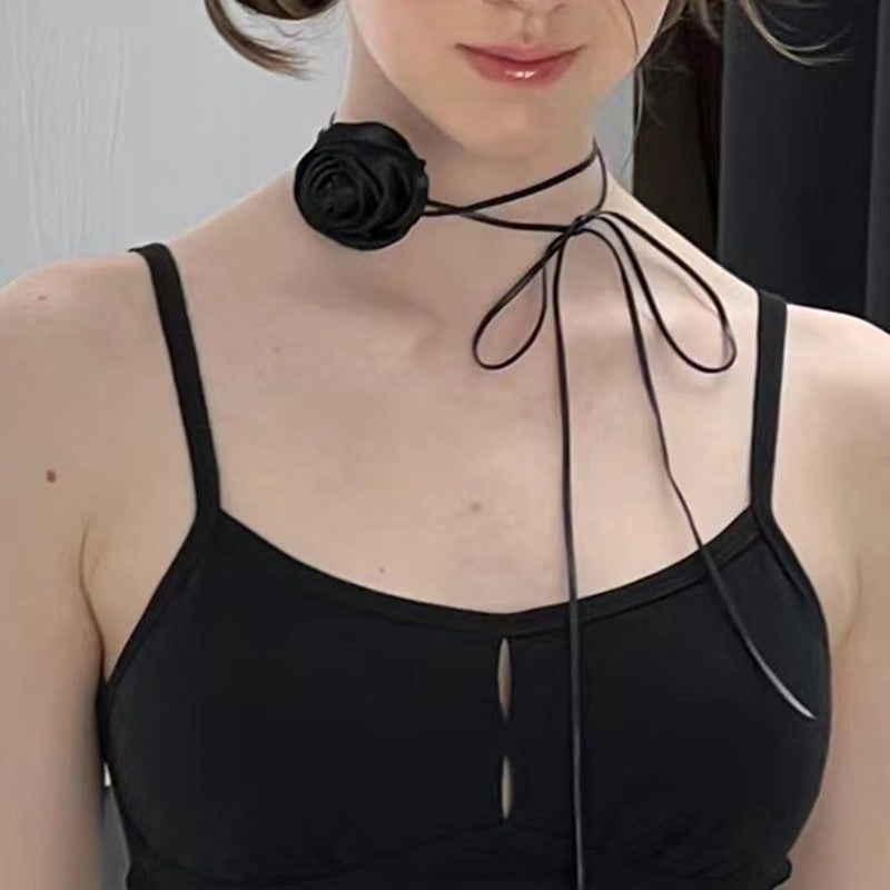 Colliers foncés à nœud de Style froid Rose rétro pour femmes