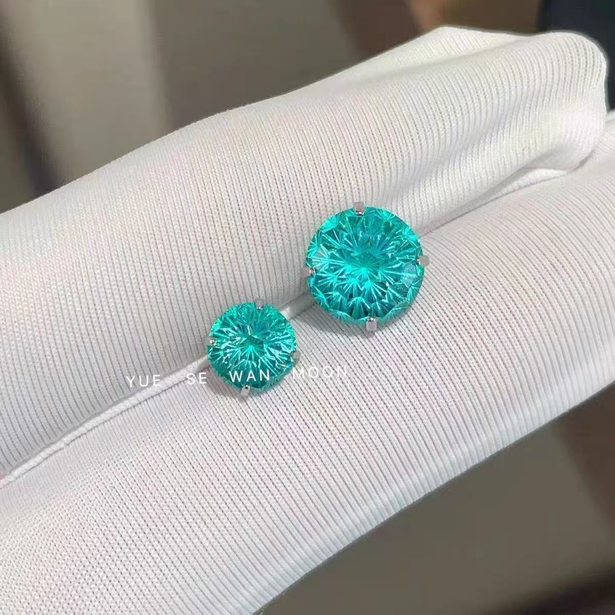 Fireworks Cut Gradient Sky Fire Zircon Flash Medical Titanium Steel Stud Earrings