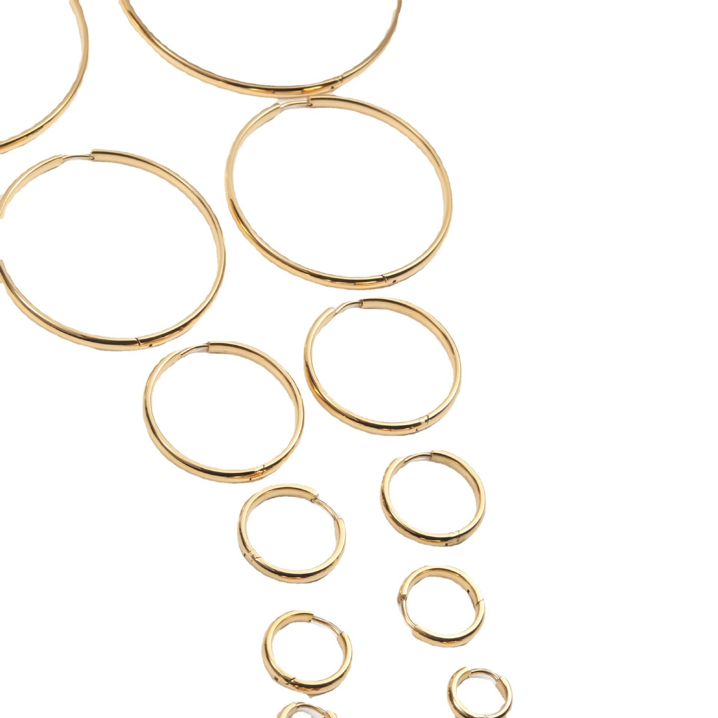 Weitere Größen: Flache Ohrringe aus Titanstahl mit Flossenbreite