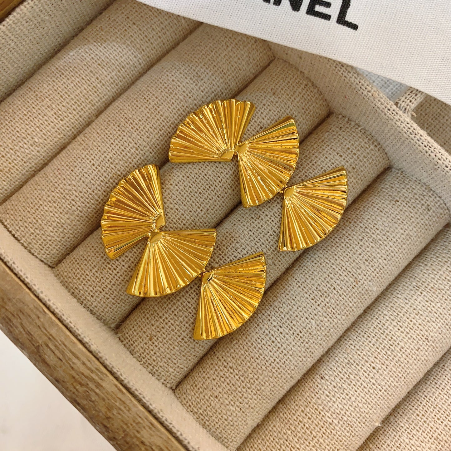 Women's French Retro Chinese Ethnic Sier Fan-shaped Long Rings