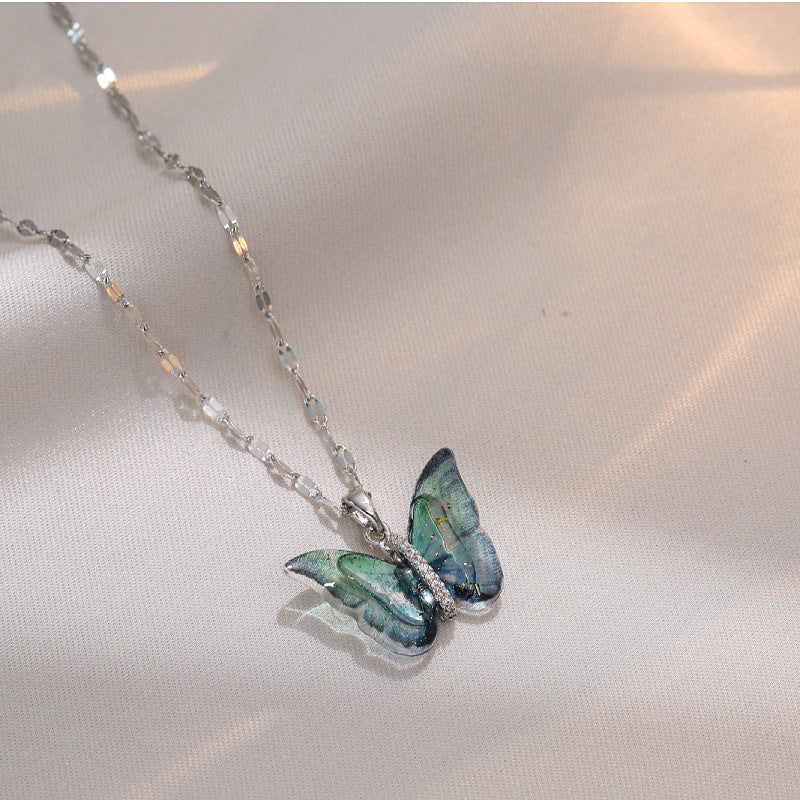 Colliers élégants et simples papillon de couleur de rêve dégradé de Zircon