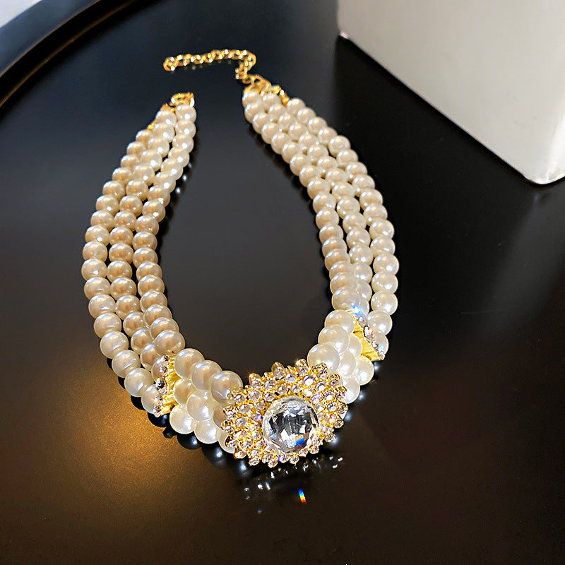 Colliers haut de gamme et généreux en perles de cristal et de diamants pour femmes
