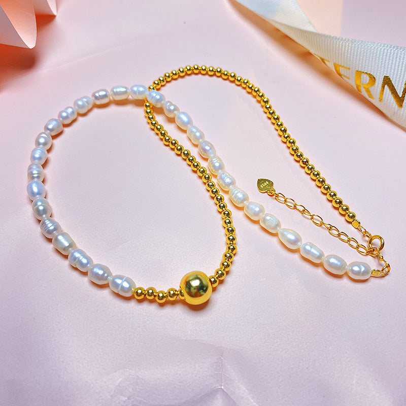 Colliers de luxe légers avec coutures de perles naturelles, Design minoritaire