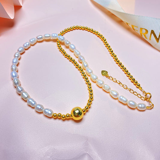 Colliers de luxe légers avec coutures de perles naturelles, Design minoritaire