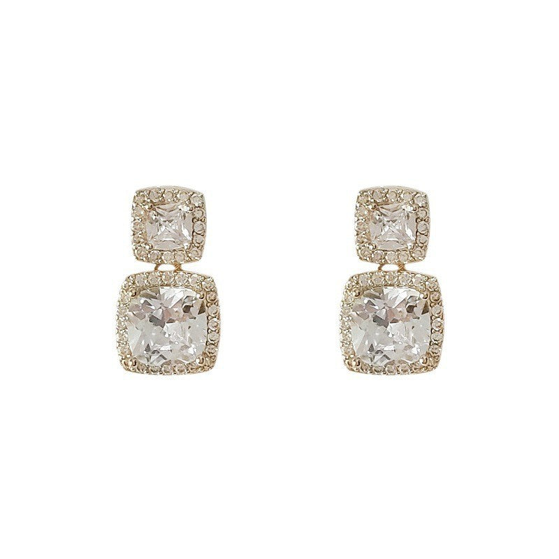 Boucles d'oreilles carrées simples plaquées aiguille en argent de haute qualité en Zircon