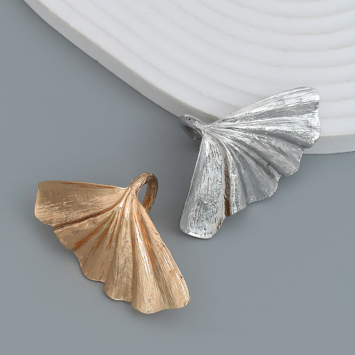 Alloy Flower Female Trendy Metal Leaf Rings