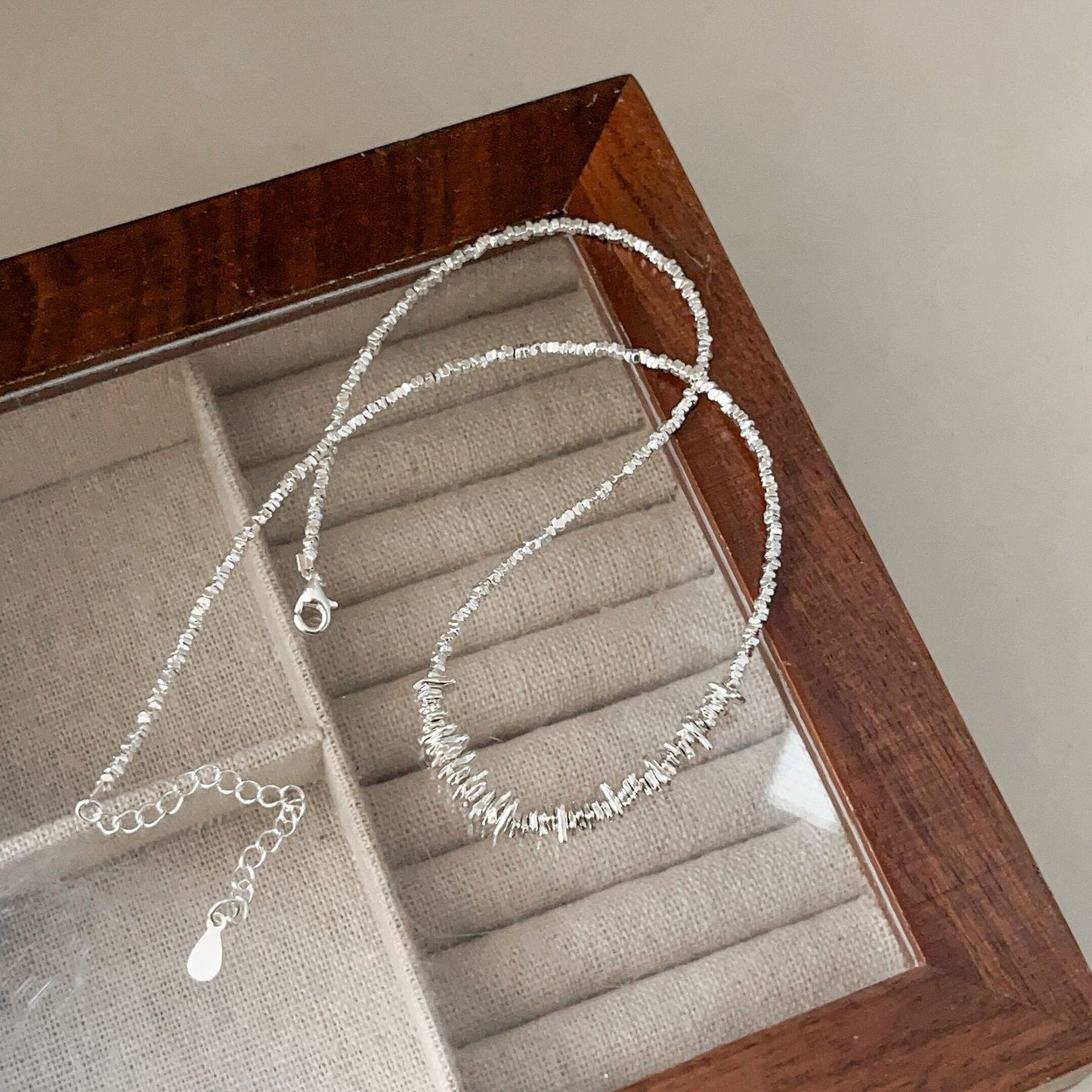 Pièces de colliers jumeaux de luxe Flash Light pour femmes