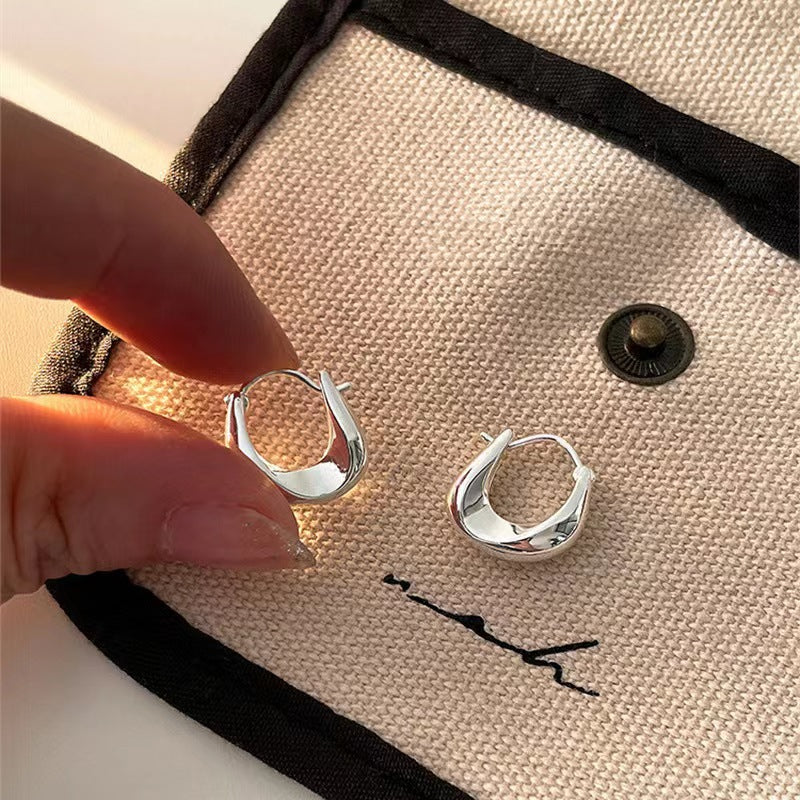 Women's Classic Simple Cold Style Metal Fashion Earrings