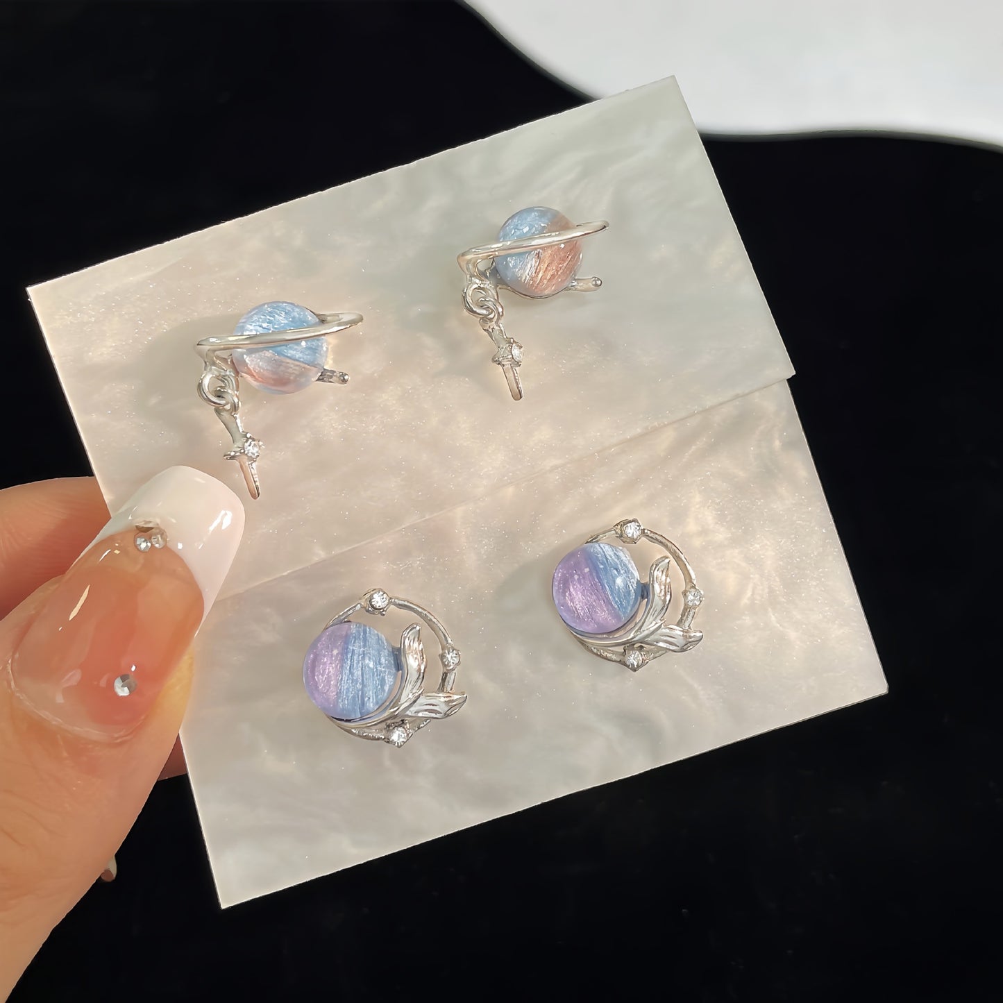 Fantasy Planet Fishtail Female Silber Needle Nischenohrringe