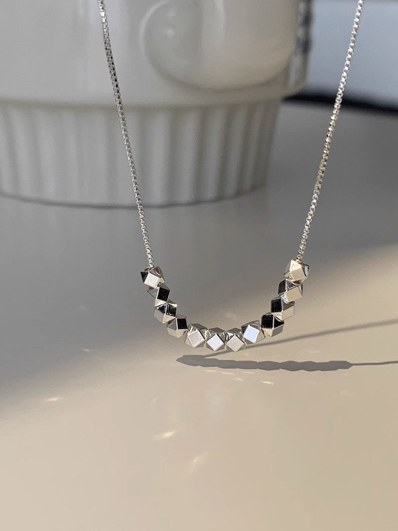 Petits morceaux de colliers en chaîne de clavicule simples en argent