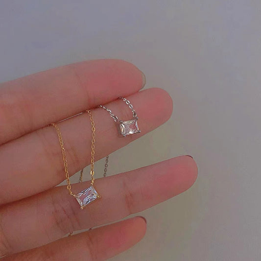 Women's Advanced Design Sense Special Interest Light Necklaces