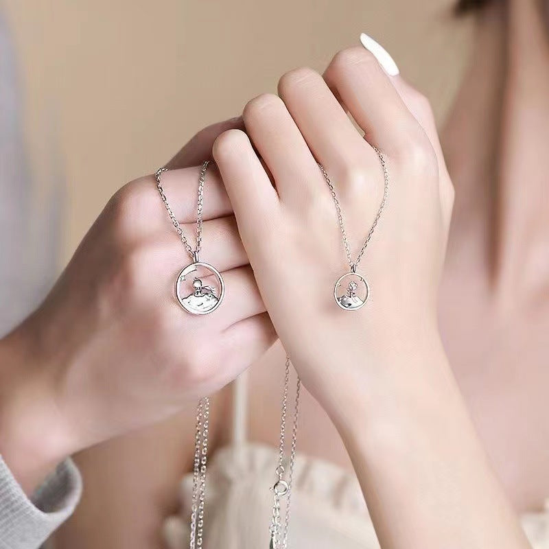 Couple Design High-grade Flower Pendant Clavicle Necklaces