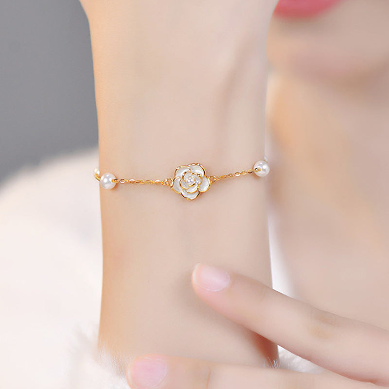 Bracelets capricieux de style vintage français en perles de camélia pour femmes