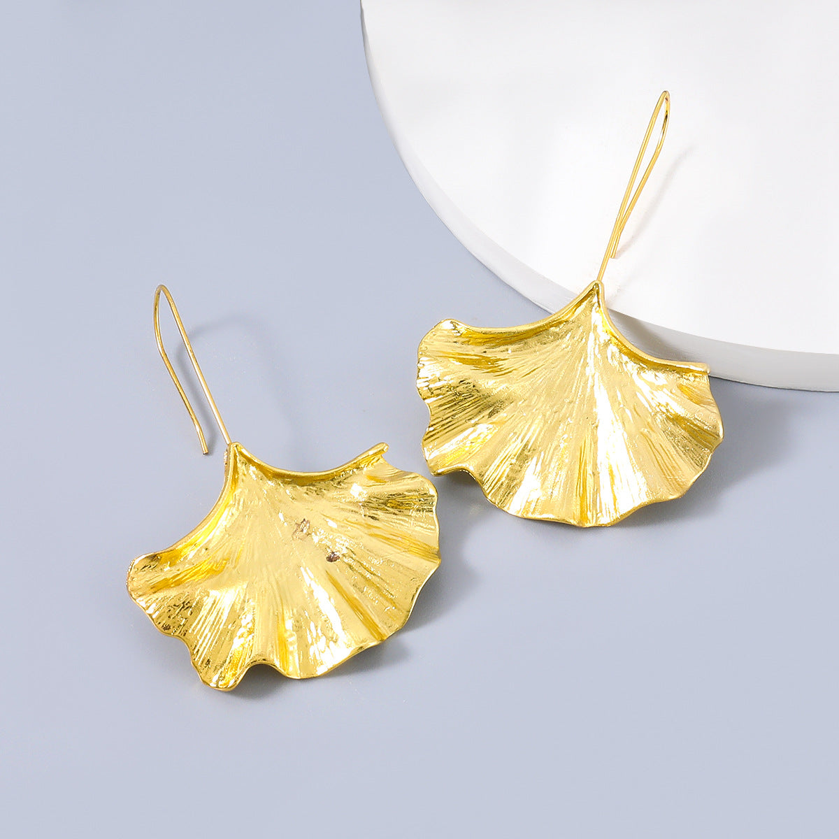 Exaggerated Alloy Ginkgo Leaf Ear Hook Female Earrings