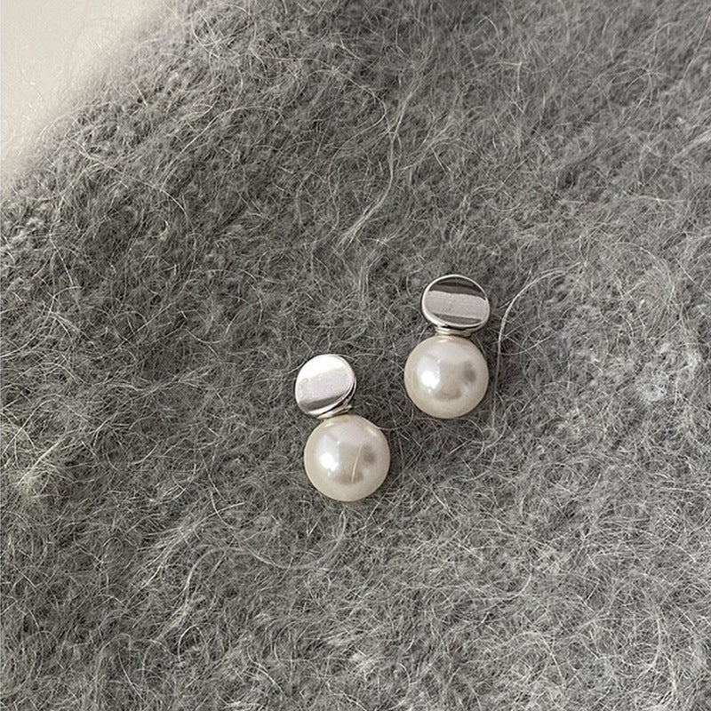 Damen-Ohrringe mit Retro-Persönlichkeit und Minimalismus, anmutige Mode