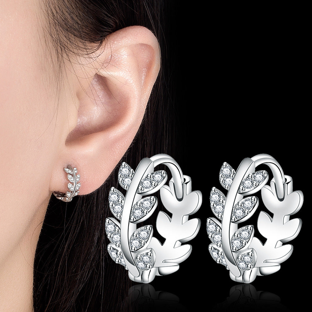 Women's Korean Leaf Eardrop Design Trendy Style Earrings