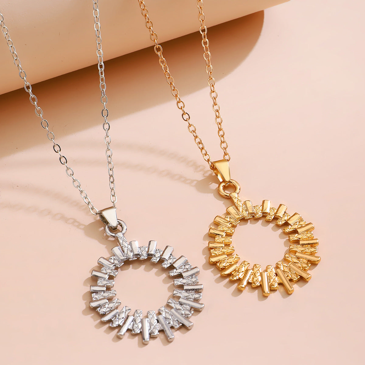 Niche Accessories Pendant Fashion Geometry Pattern Necklaces