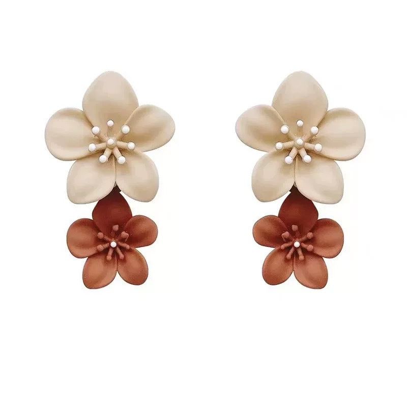 Women's Color Spray Paint Flower For Personalized Stud Earrings