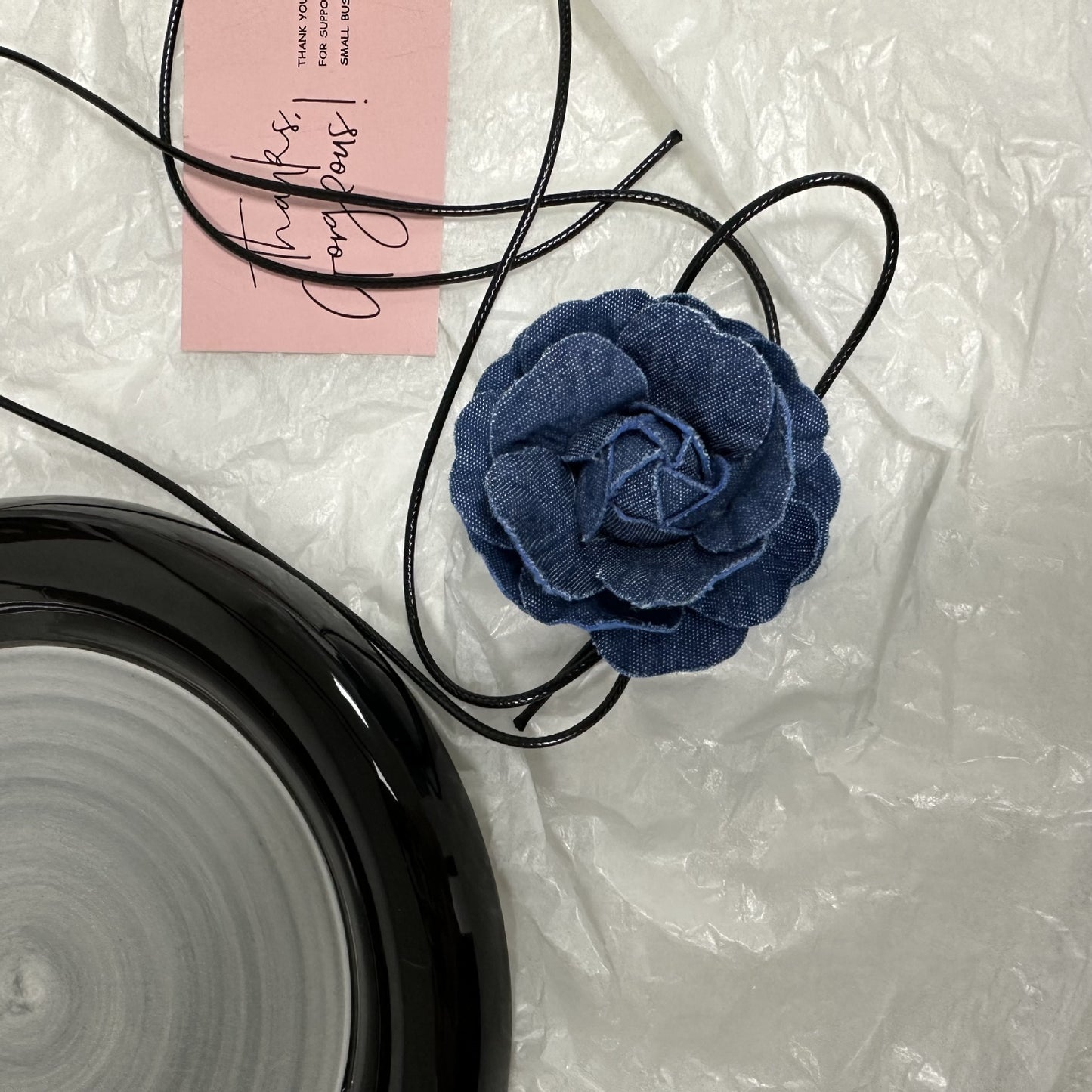 Damen-Denim-Kamelien-hochwertige Vintage-Blumen-Französisch-Halsketten