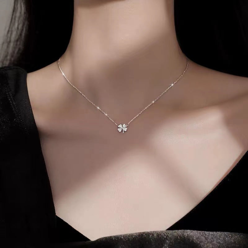 Sier Clover Whale Mori Simple Fashion Short Necklaces
