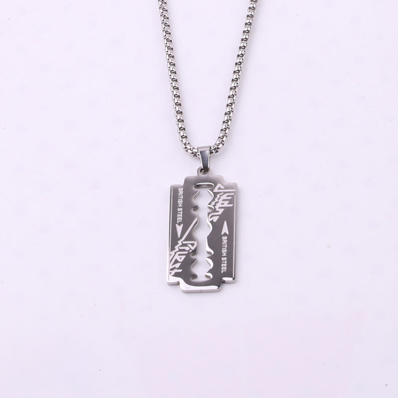 Femmes et hommes Hop Titanium Steel Blade Simple Fashion et longs colliers de pull