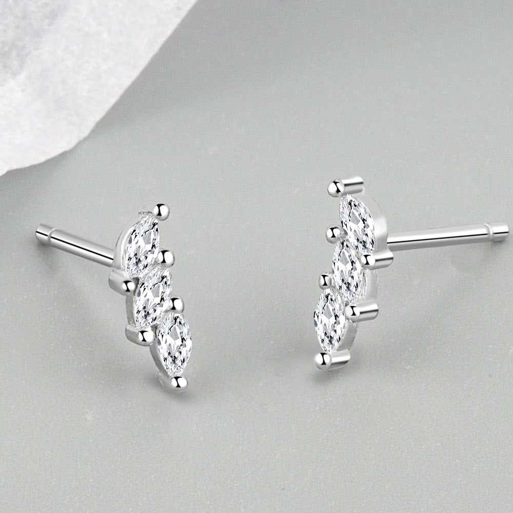 Zircon pour les yeux des femmes, pour des bagues de tempérament personnalisées et tendance