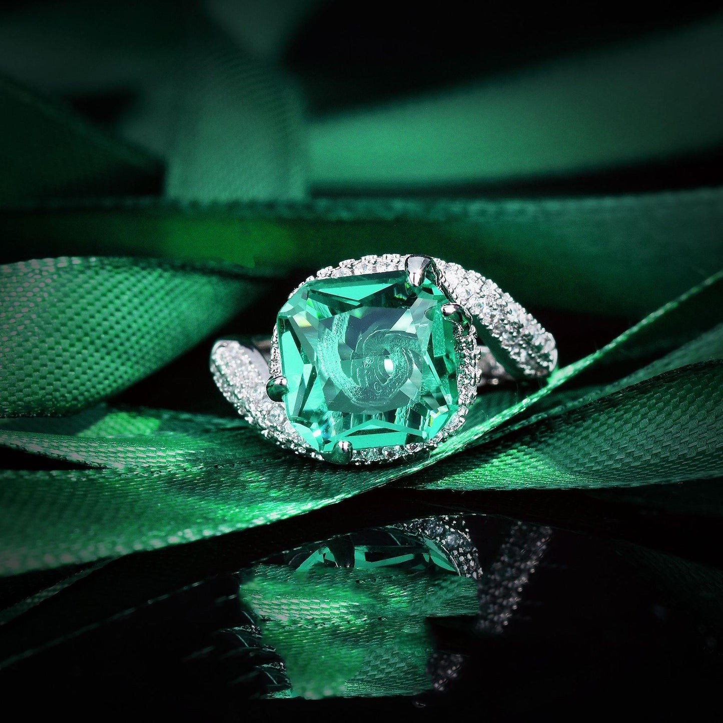 Lake Water Green Color High Carbon Rings