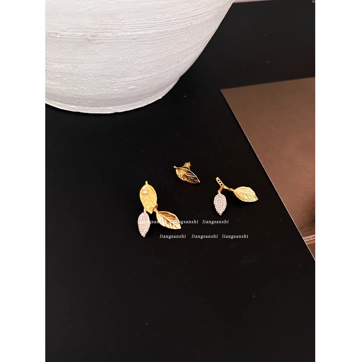 Series Laurel Leaf Two-color Pull Adjustment Necklace