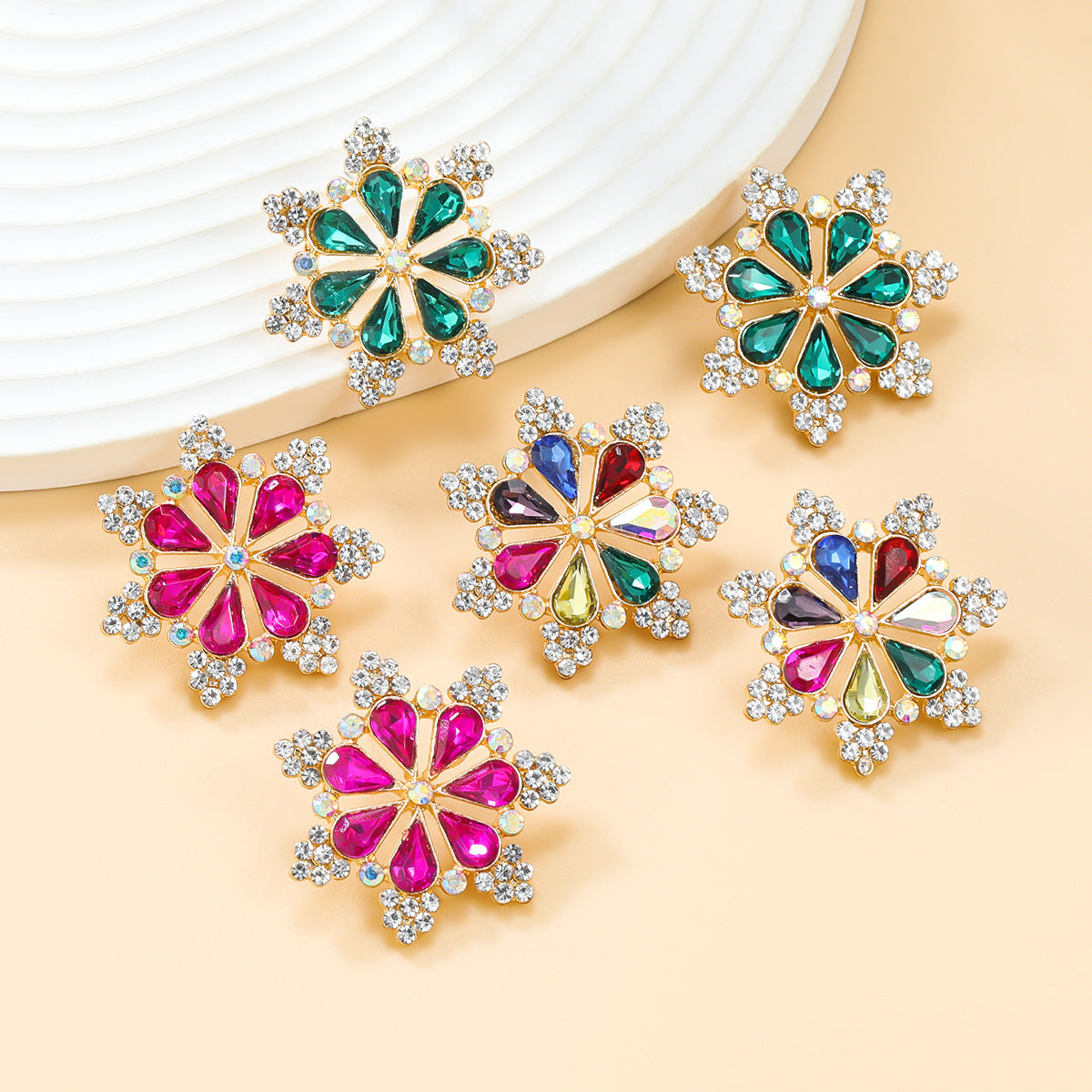 Slouchy Stylish Colored Diamond Flower Splendid Earrings