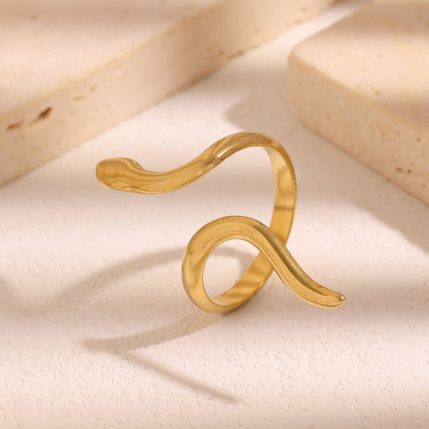 Exaggerated Snake-shaped Titanium Steel Female Colorfast Light Luxury Minority High-grade Ring