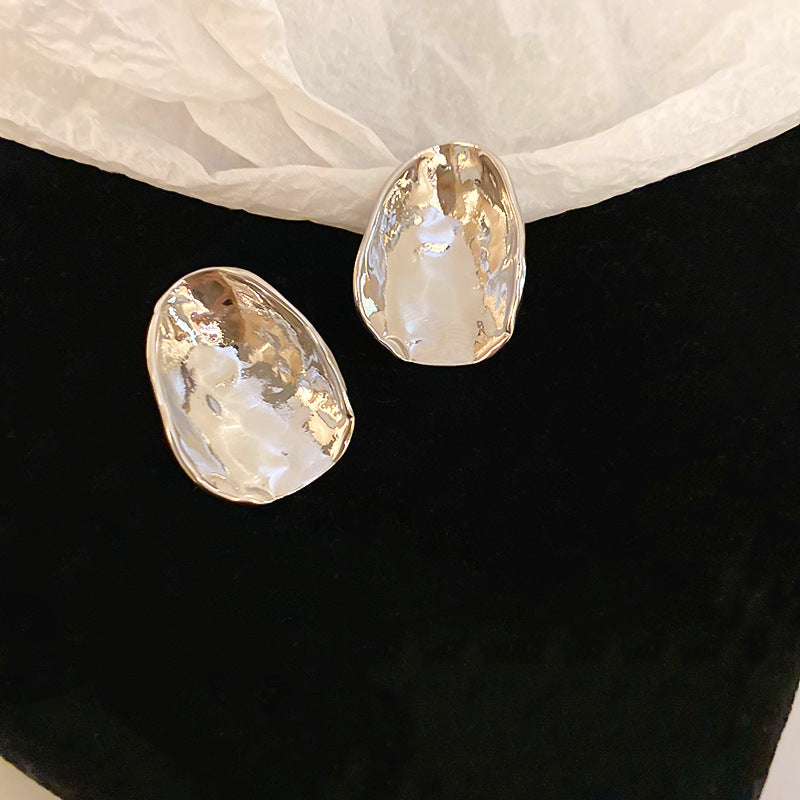 Women's Sier Needle Design Irregular Metal High-grade Minority Fashion Light Luxury Stud Earrings