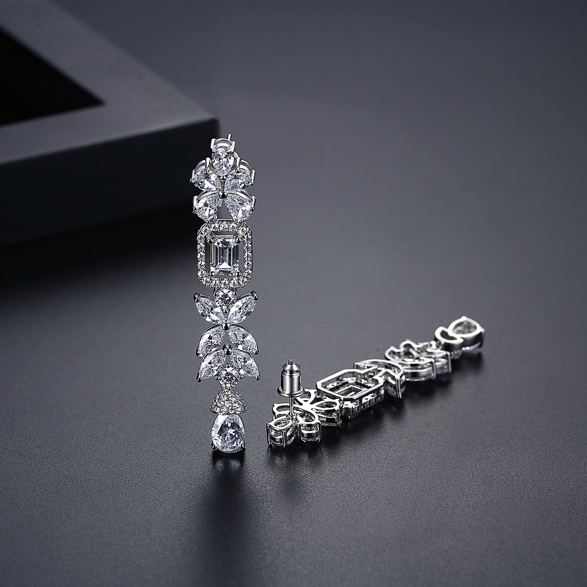 Retro Banquet Temperament Long Tassel Accessories Earrings