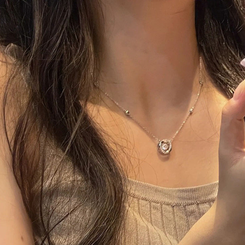 Mobius Strip Sterling Sier pour colliers légers pour femmes