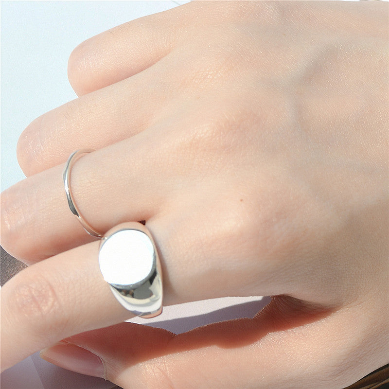 Women's Glossy Texture Minimalist Eye-catching Korean Geometric Rings