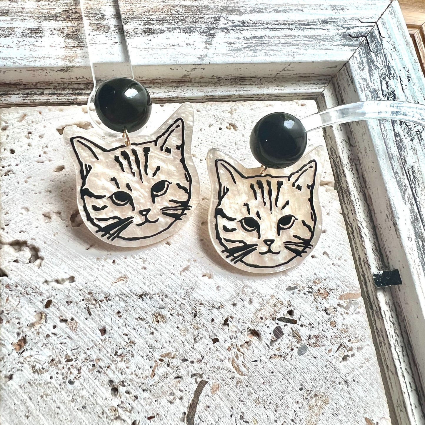 Iti Acrylic Female Design Personality Cat Head Vitality Full Of Earrings