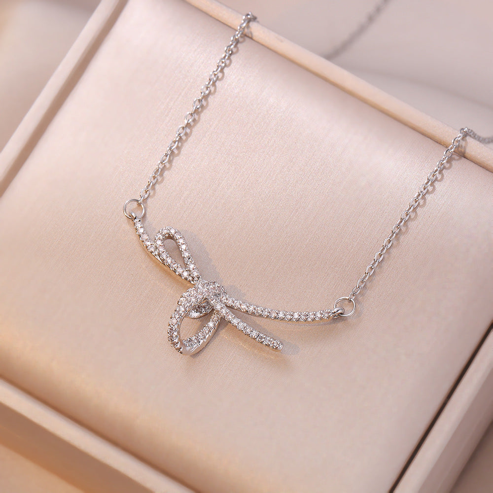 Women's Bends And Hitches Bow Clavicle Chain Necklaces