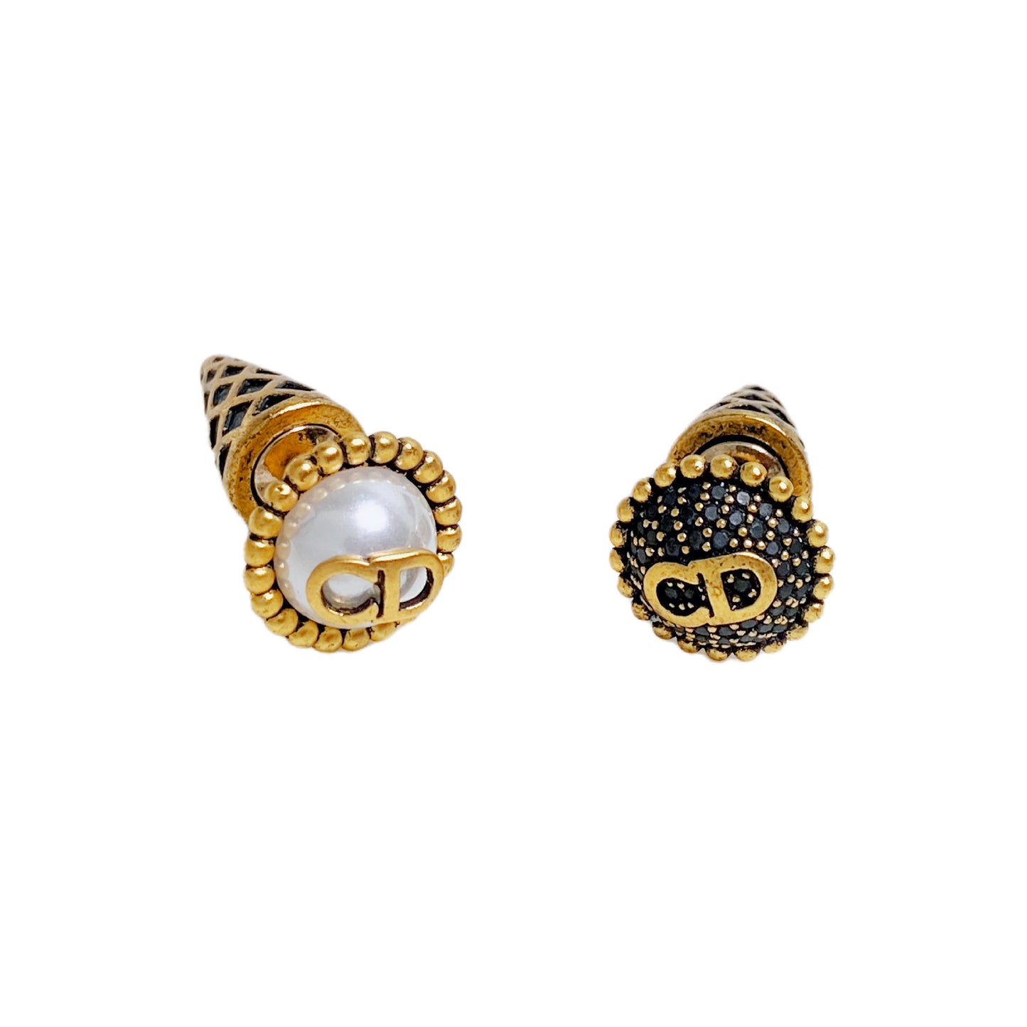 Women's Vintage Distressed Diamond Letters Pearl Asymmetric Sier Earrings